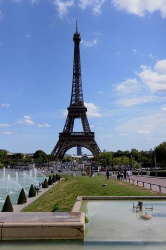 דירות פריז Eiffel Edge Escape 30 M From Eiffel Tower מראה חיצוני תמונה